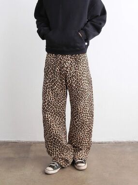 Akimbo Club Leopard Print Straight Leg Sweat Pants Unisex Size Large, Cheetah